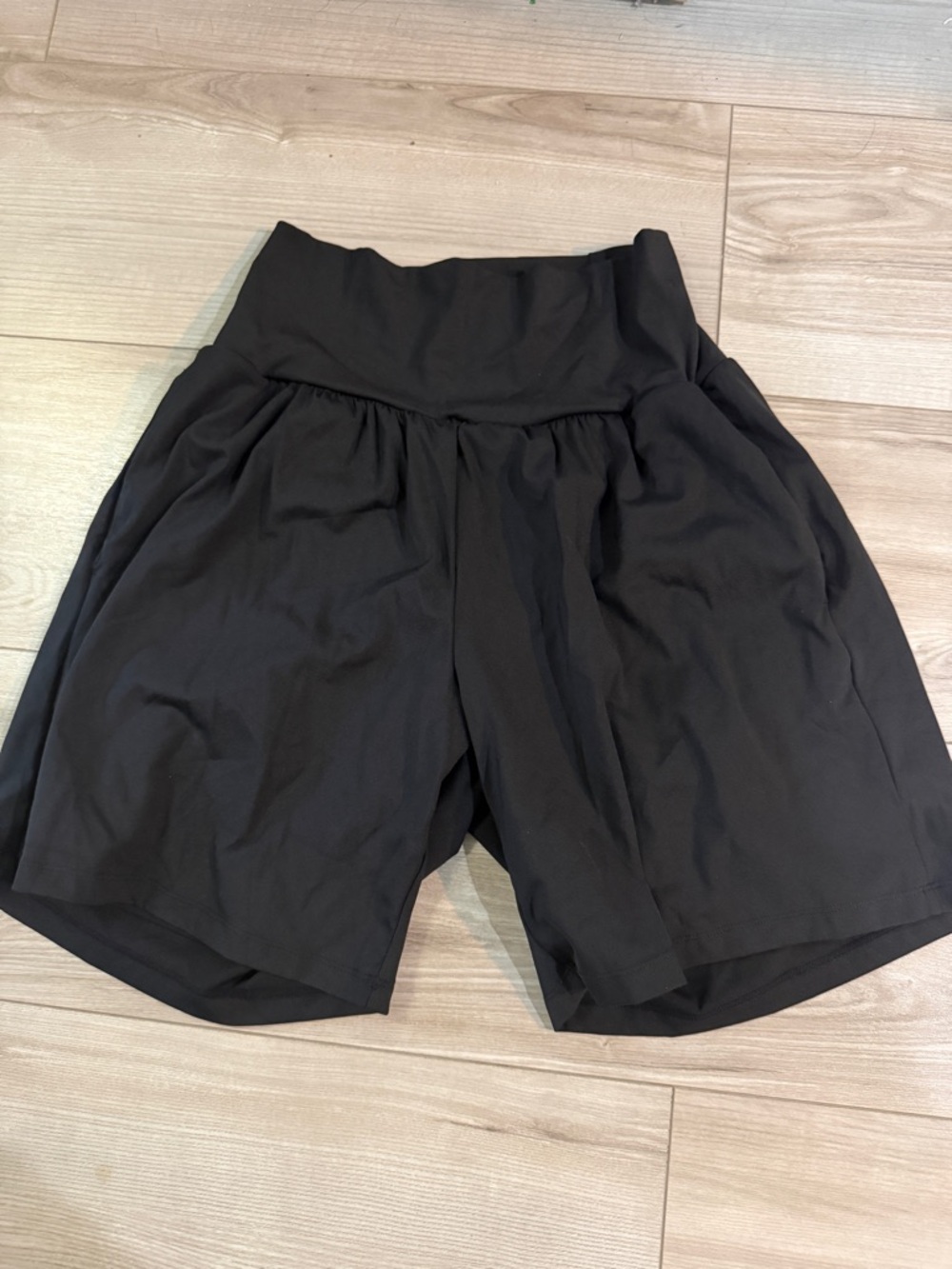 HALARA Black Women’s Skort-Style Performance Shorts softly zero airy 7” inseam